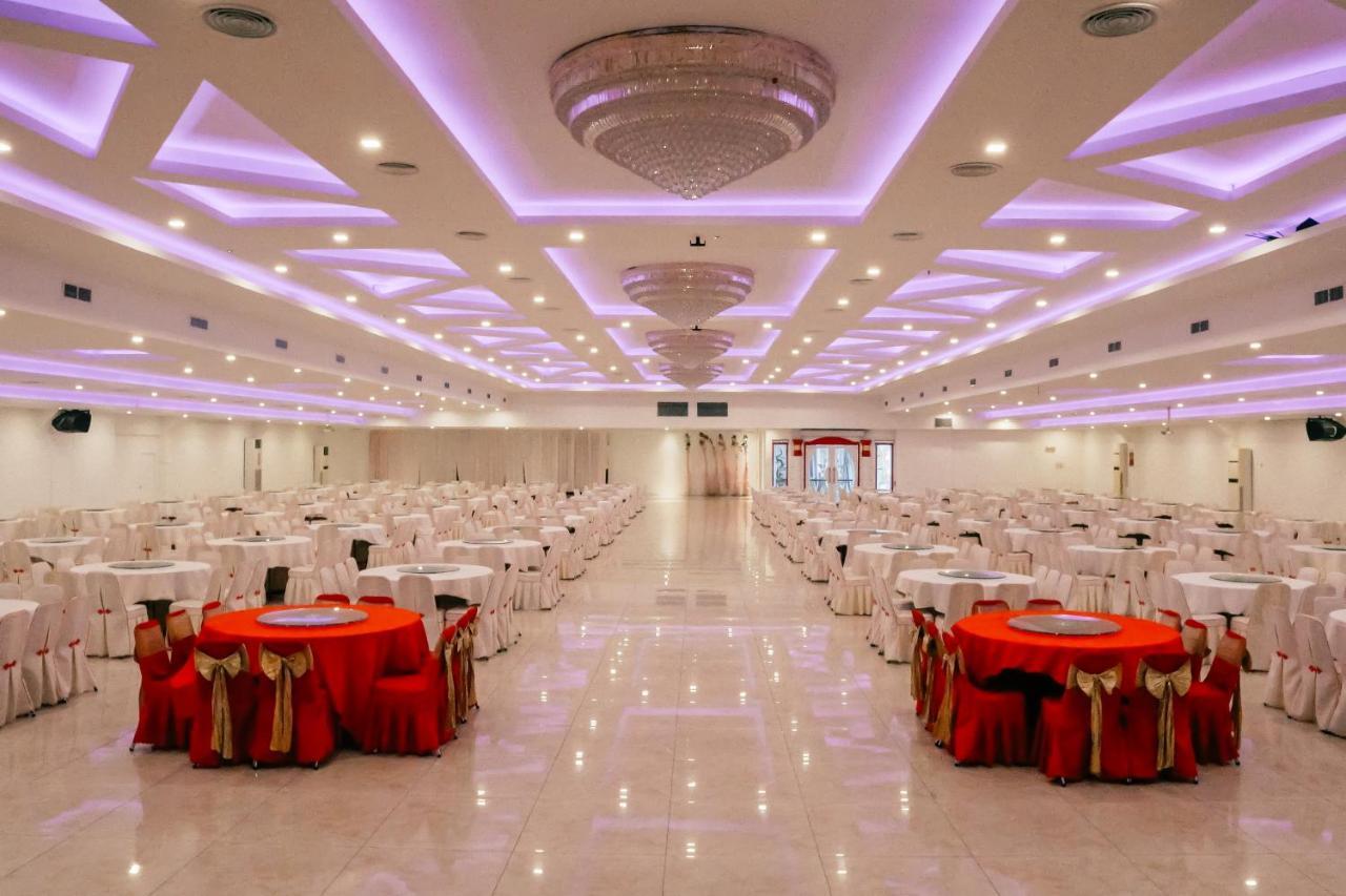 Grand Sydney Hotel Batam エクステリア 写真