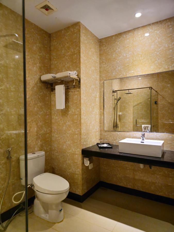 Grand Sydney Hotel Batam エクステリア 写真
